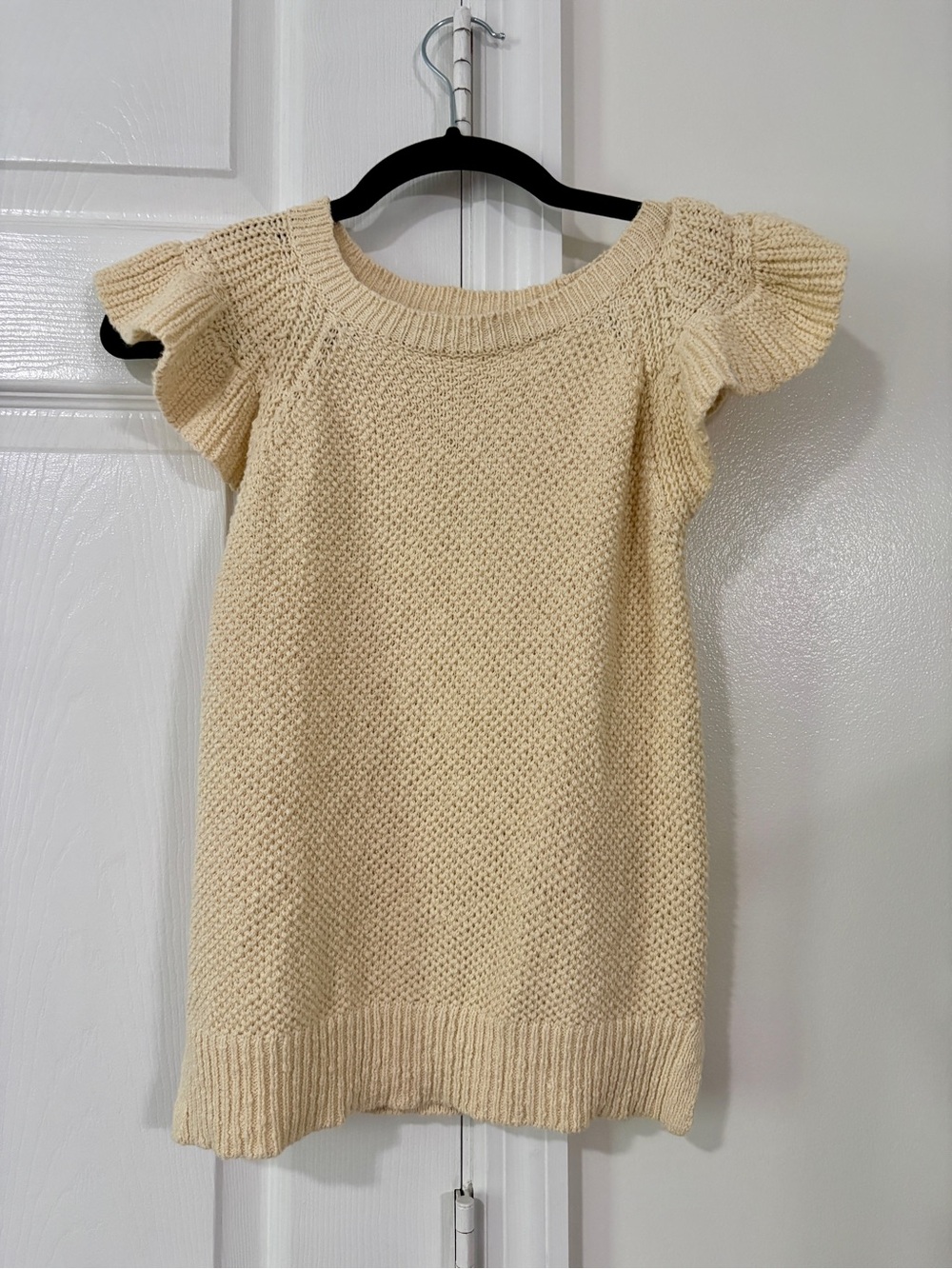 Women’s Cream Knit Flutter Sleeve Sweater Top